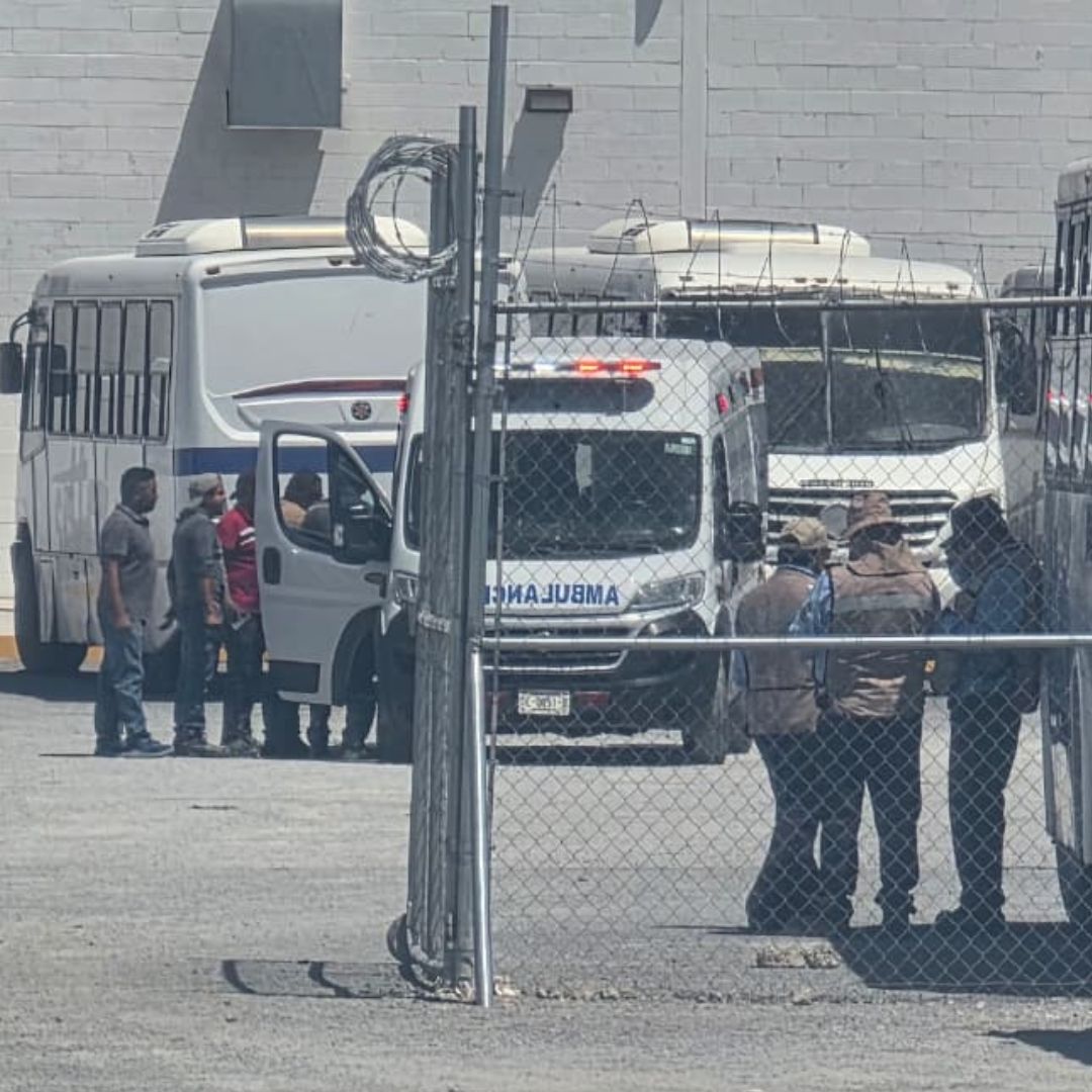 Al lugar acudió personal del Heroico Cuerpo de Bomberos, junto con paramédicos de Rescate
